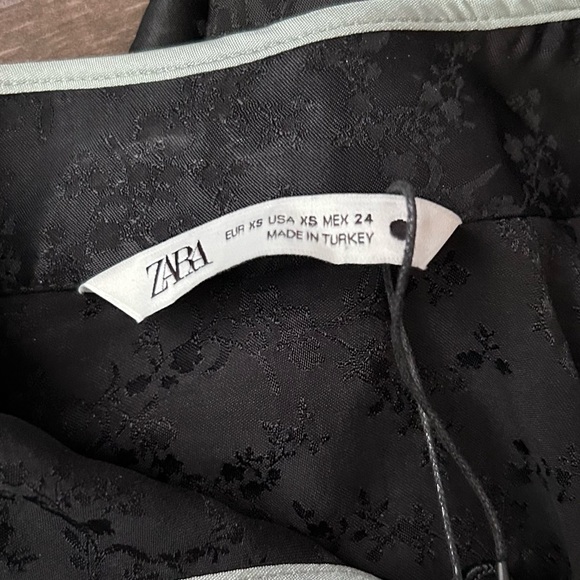 ZARA Floral Jacquard Embroidered Long Sleeve Mini Dress in Black Sz XS - Picture 9 of 9